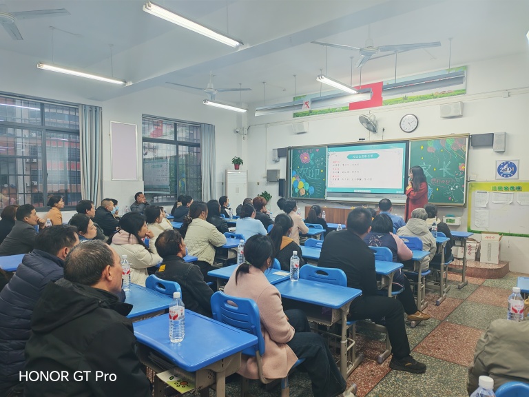 以家校共育为基 护航成长新征程