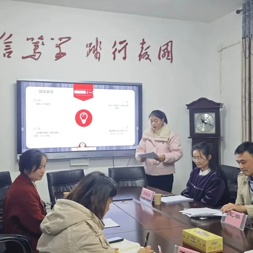 湘机中学上演科研“大考”：13项课题集中“过堂”获专家点赞