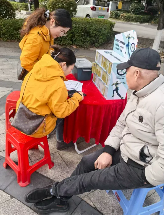 小区里的暖心“联”动 湘潭联通这个“跨界”福利太实在