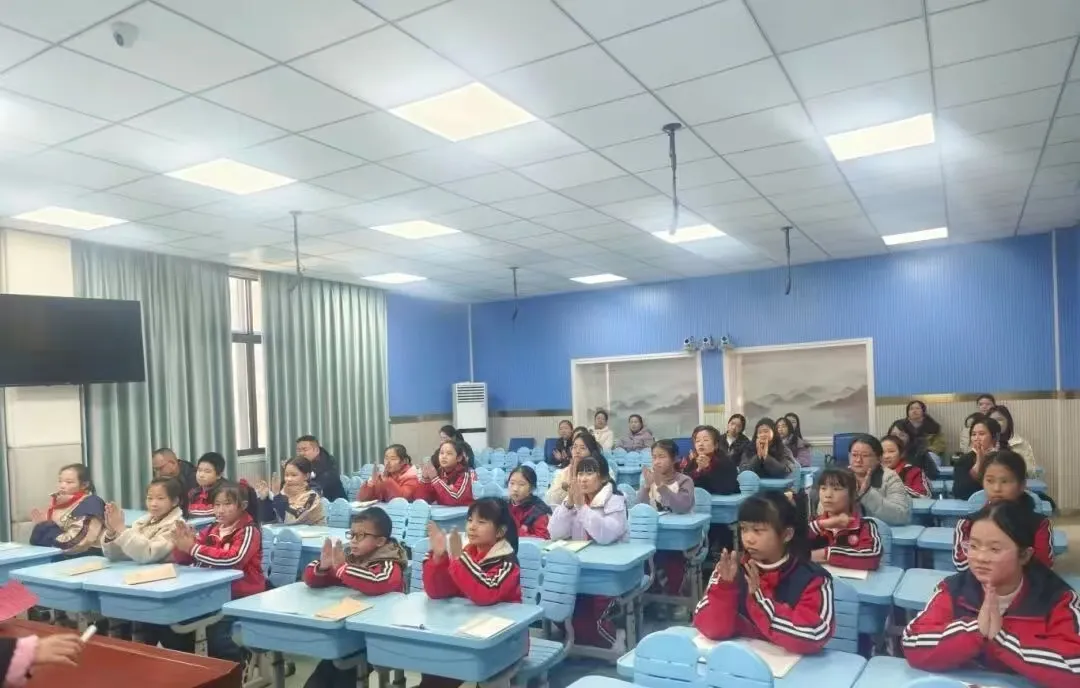 和流感说“不”的小秘密——江西玉山县凤凰小学家庭教育系列讲座暨家长学校第十一讲