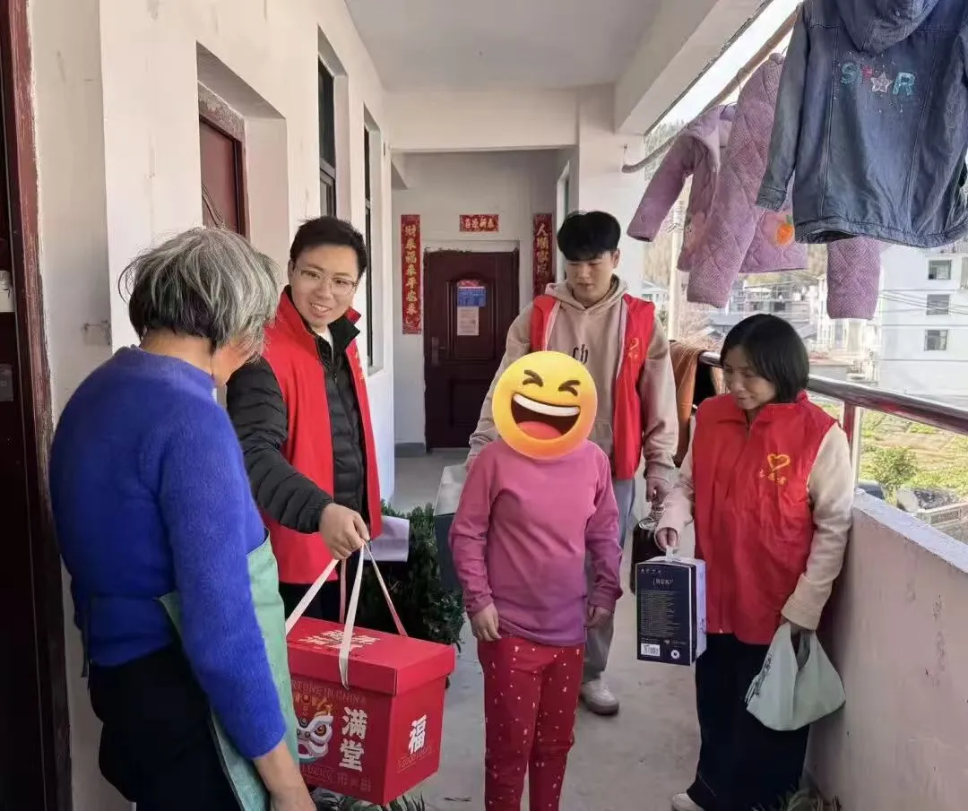 江西玉山南山乡:    焕新“马灯”之光    照亮成长之路