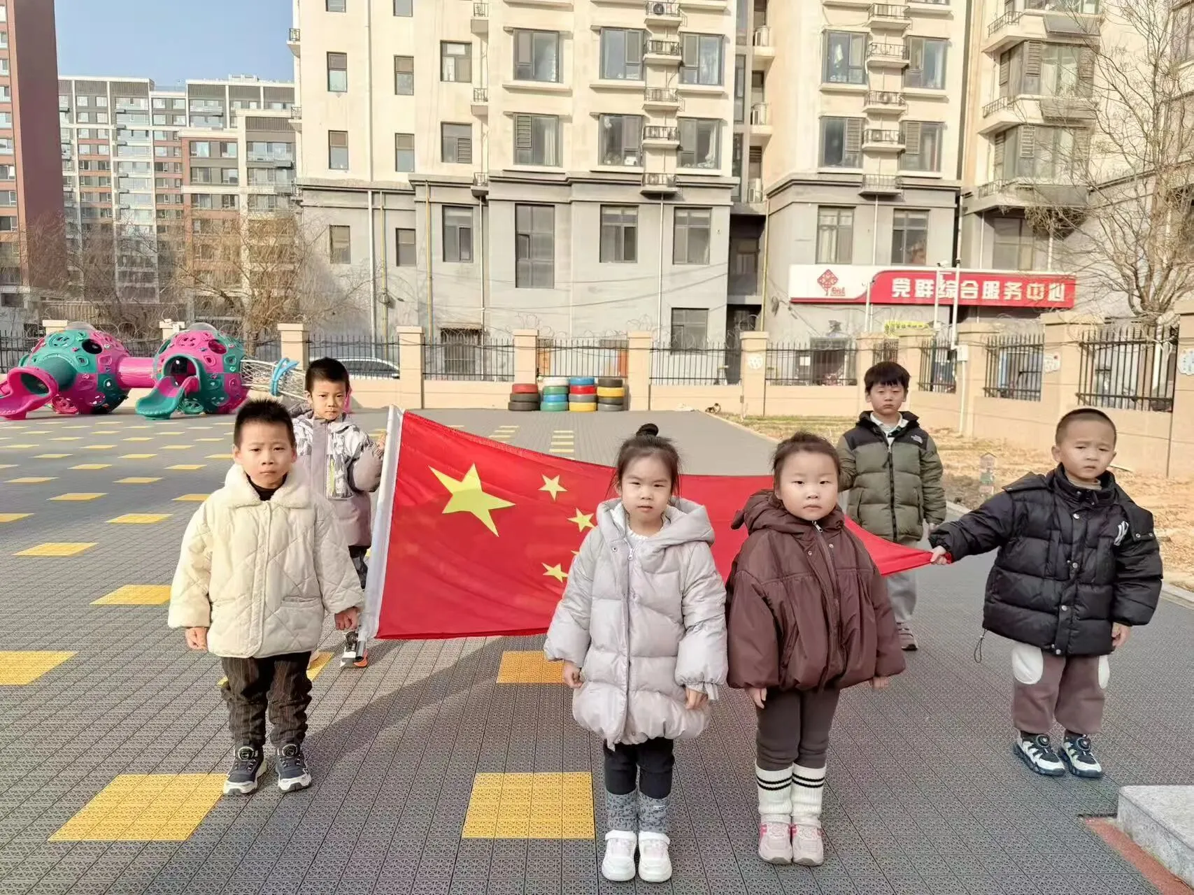 【四幼·升旗活动】童心向党 旗帜飘扬(十八)——丛台区第四幼儿园元旦假期安全主题升旗仪式