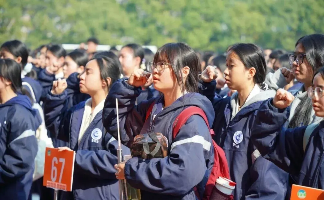 走进伟人故里,传承红色基因,争做时代新人——湘潭凤凰中学高一年级“我的韶山行”红色主题研学活动