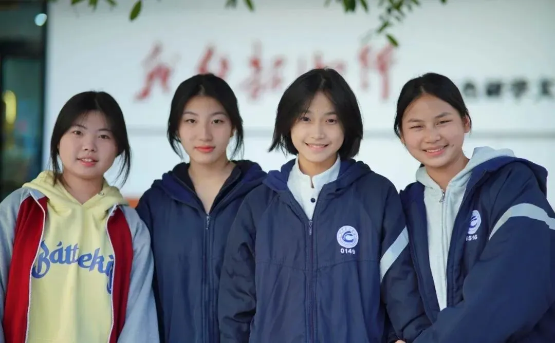 走进伟人故里,传承红色基因,争做时代新人——湘潭凤凰中学高一年级“我的韶山行”红色主题研学活动