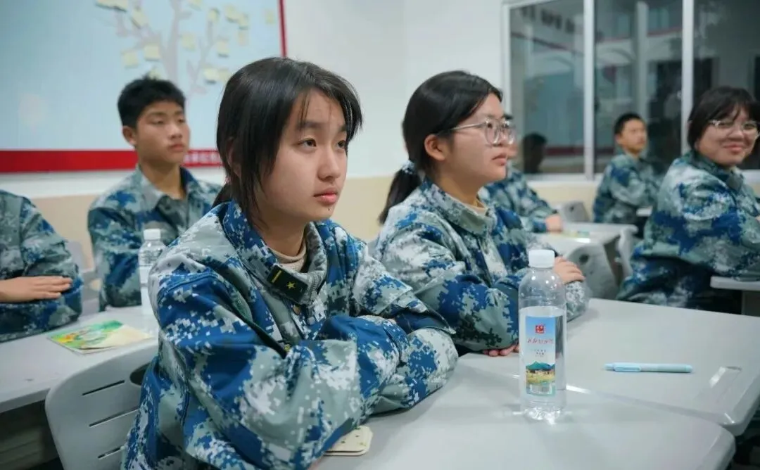 走进伟人故里,传承红色基因,争做时代新人——湘潭凤凰中学高一年级“我的韶山行”红色主题研学活动