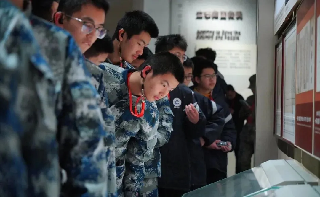 走进伟人故里,传承红色基因,争做时代新人——湘潭凤凰中学高一年级“我的韶山行”红色主题研学活动