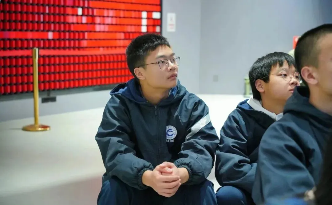 走进伟人故里,传承红色基因,争做时代新人——湘潭凤凰中学高一年级“我的韶山行”红色主题研学活动