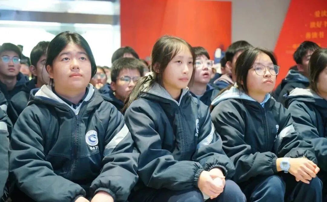 走进伟人故里,传承红色基因,争做时代新人——湘潭凤凰中学高一年级“我的韶山行”红色主题研学活动