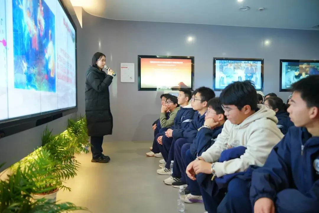 走进伟人故里,传承红色基因,争做时代新人——湘潭凤凰中学高一年级“我的韶山行”红色主题研学活动