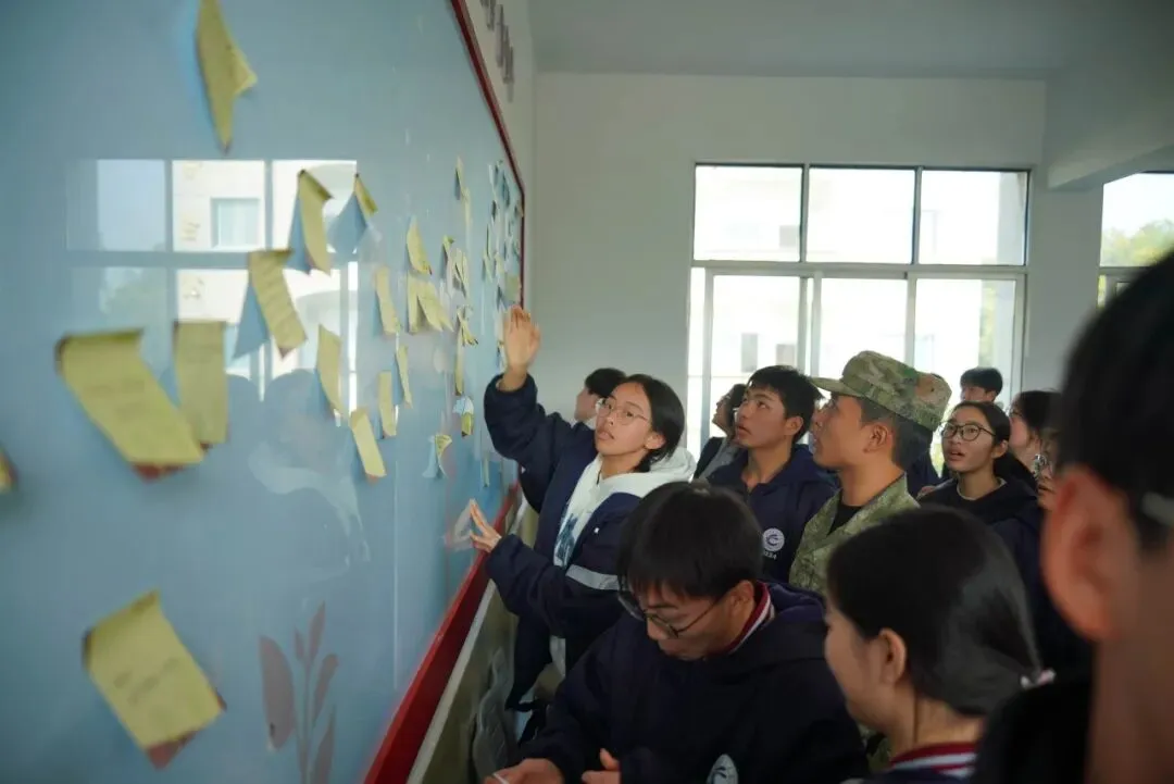 走进伟人故里,传承红色基因,争做时代新人——湘潭凤凰中学高一年级“我的韶山行”红色主题研学活动