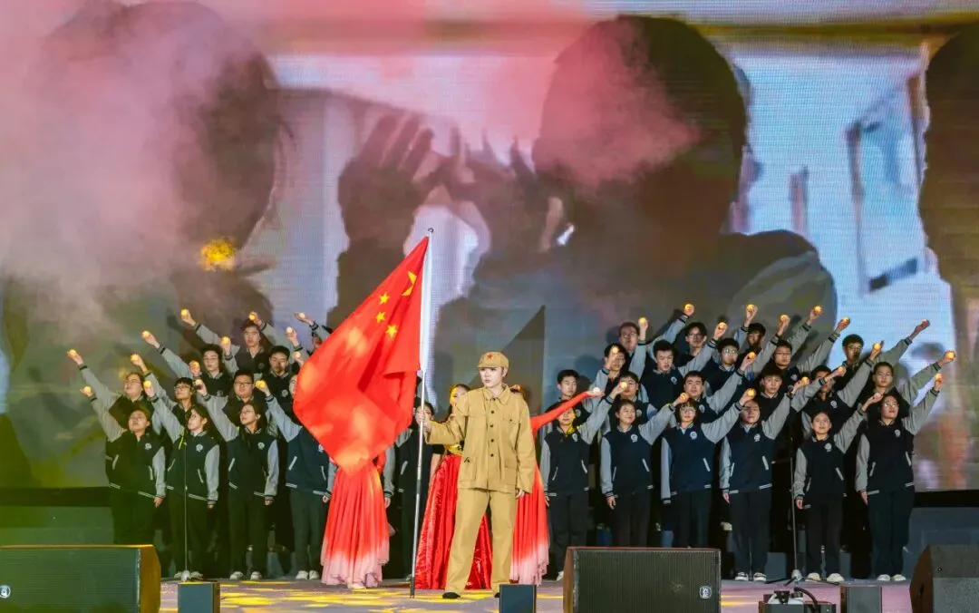 艺韵青春,筑梦芳华——湘潭凤凰中学 第二十五届艺术节圆满落幕