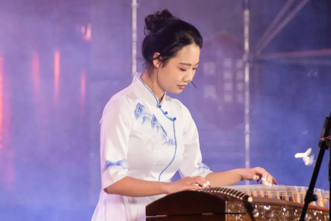 艺韵青春,筑梦芳华——湘潭凤凰中学 第二十五届艺术节圆满落幕