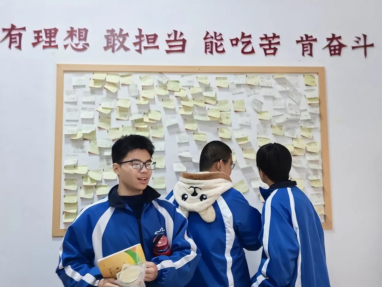 追寻伟人足迹,传承革命精神——高一年级“我的韶山行”研学实践活动纪实