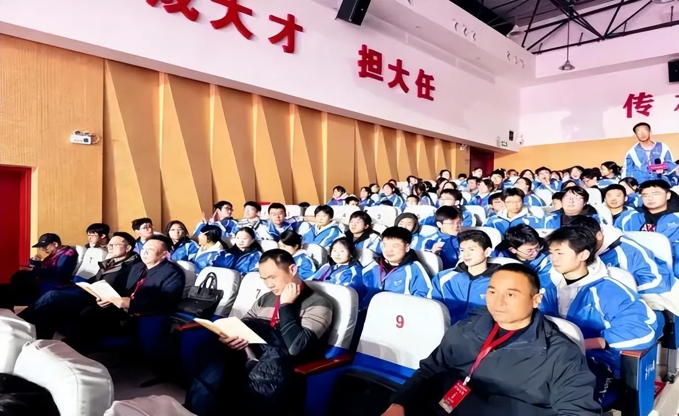 追寻伟人足迹,传承革命精神——高一年级“我的韶山行”研学实践活动纪实
