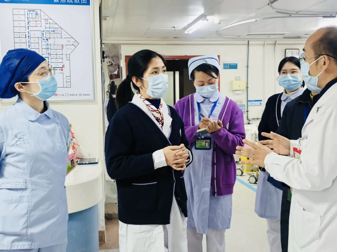 练好急救“内功”!这场专项辅导为急诊急救护理注入强动能