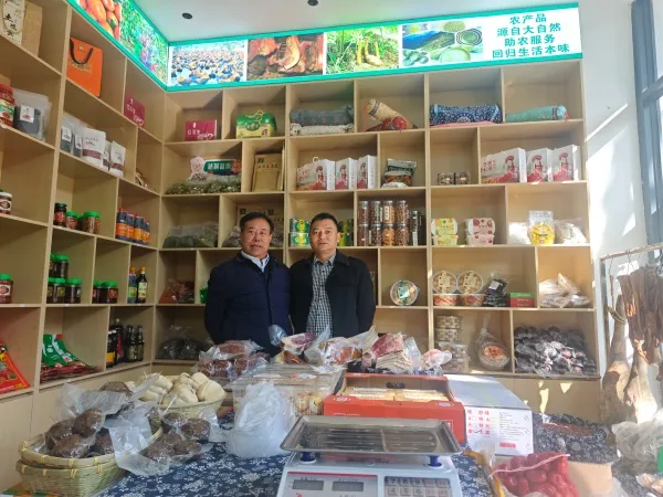 鲁甸十三乡特产集结昆明 昭穗助农为在昆昭通老乡添年味