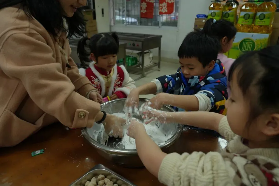 “元”气满满 法韵飘香 | 湘潭县法院这场元宵活动热辣滚烫！
