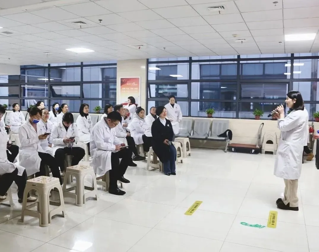 暖心护航 凝心聚力 ——我院医技科室职工心理健康沙龙圆满举办