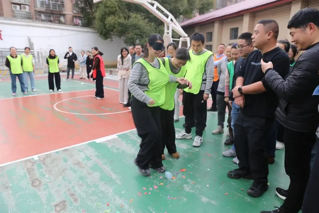 岁月不败 爱你老己 湘潭县人民医院三八节活动超有料!