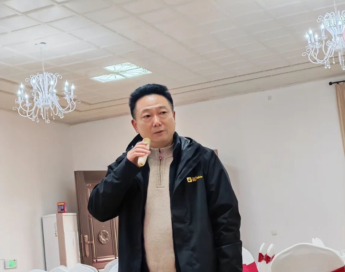 悦己·自成光芒——湘机中学举办庆祝“三八”国际劳动妇女节活动