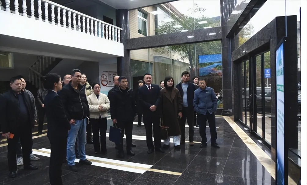 共赴一场“春日之约”,共绘一幅“公益图景” ——湘潭县检察院召开“益心为公”志愿者交流座谈会