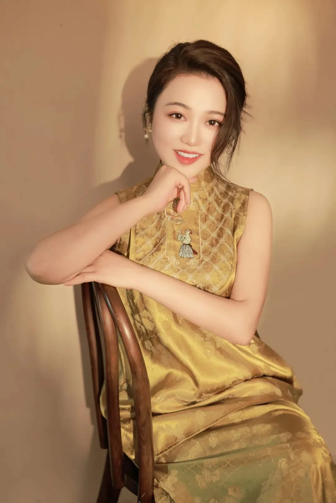 巾帼绽芳华·筑梦新凤凰|湘潭凤凰中学2026年“三八”妇女节系列活动温馨来袭