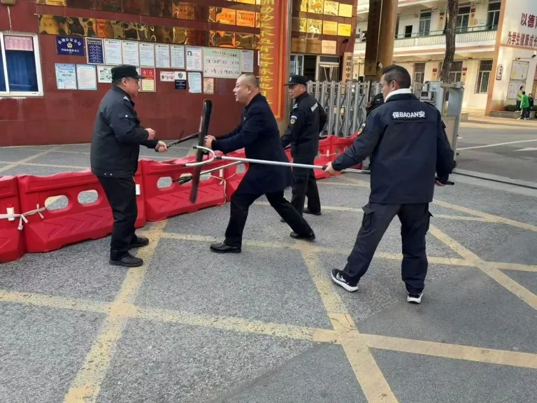 筑牢安全防线 守护平安校园