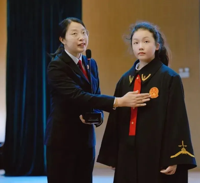 非遗火龙舞动莲乡,法治课堂开讲啦