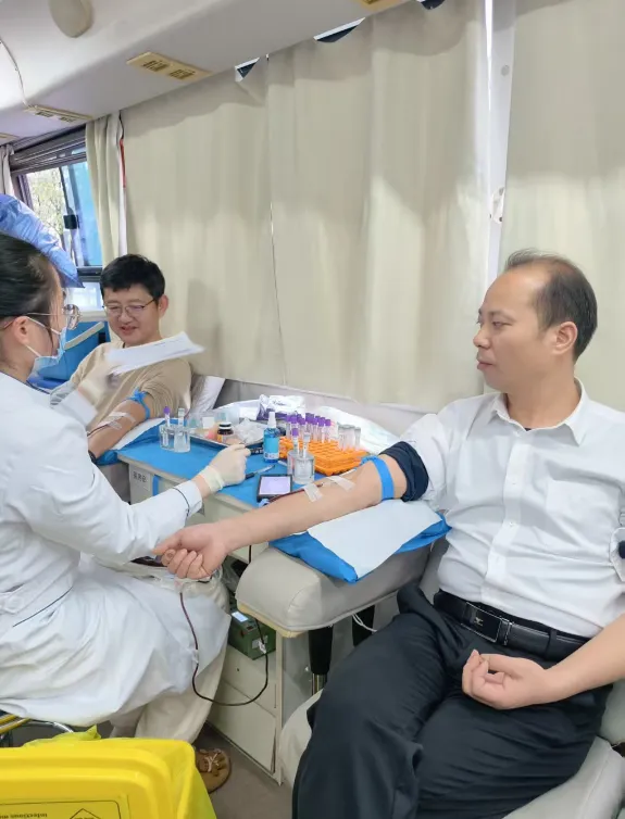 邮爱同行 点亮梦想——邮储银行湘潭市分行“3·20邮爱公益日”系列活动