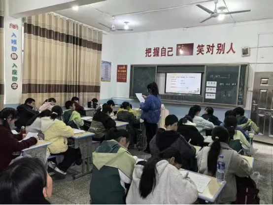 江西玉山: 聚焦习作课堂 共研教学实效