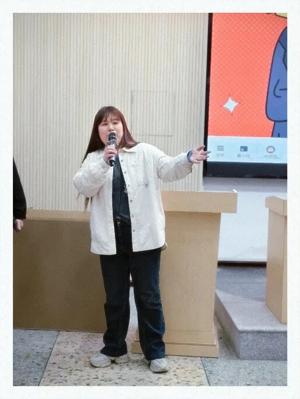 传自信之法,立奋进之心——湘潭市第二中学英语公益讲座助生成长