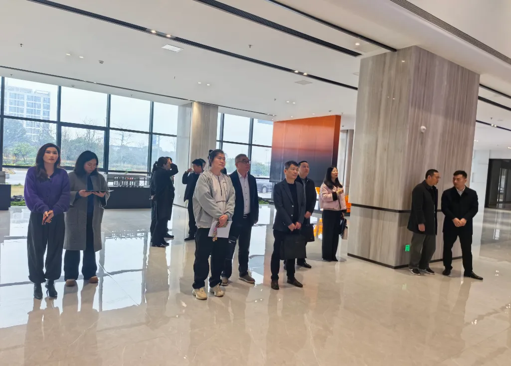湘潭市数据局:开展“政务服务进企业、精准赋能促发展”入园入企活动