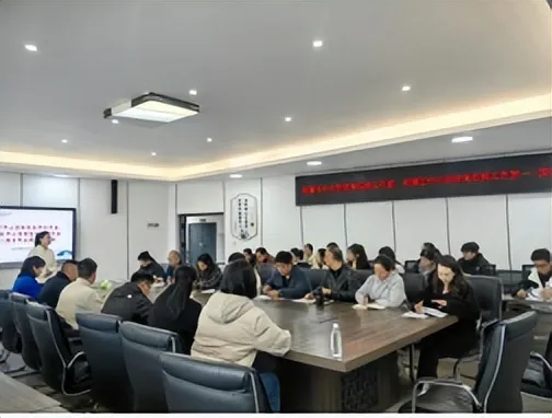 数智融教研体育 跨学科课堂绽新彩