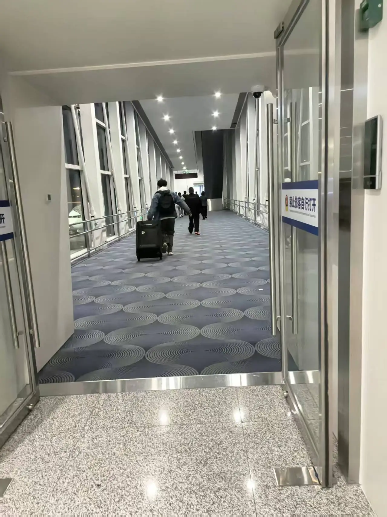 东航员工捐七件器官续航新生 同事护航“心跳”航班