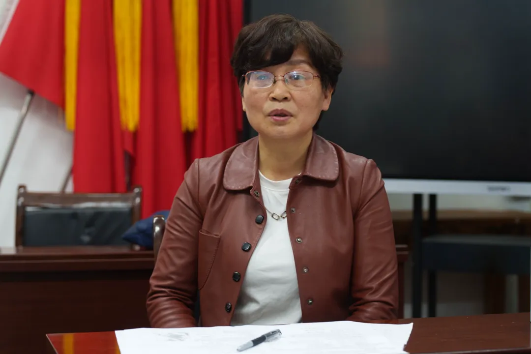 视导赋能明方向 深耕课堂提质效——县教研室莅临凤凰中学开展教学视导