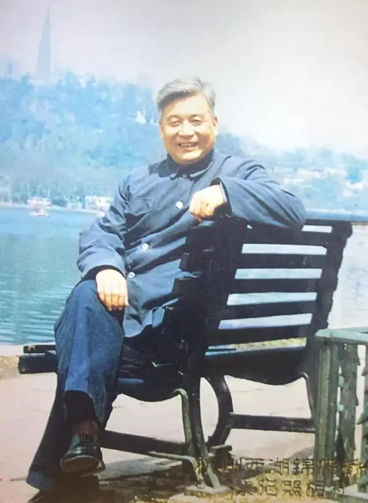 安徽省安庆市怀宁县人,国人的骄傲----以身许国铸核盾 丹心永照复兴路——追忆“两弹一星”元勋邓稼先!