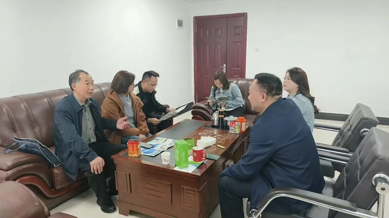 校协携手亮出“破峰八刀”——播州区果蔬园林协会与遵义南方白酒学校共探助农新路