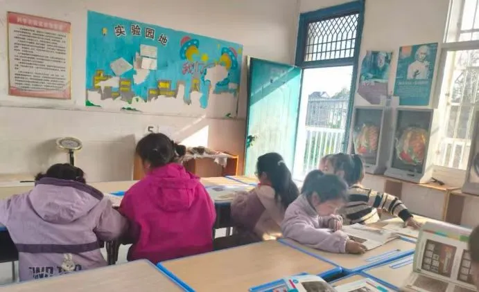江西上饶朝阳小学: 书香润童心 阅读伴成长