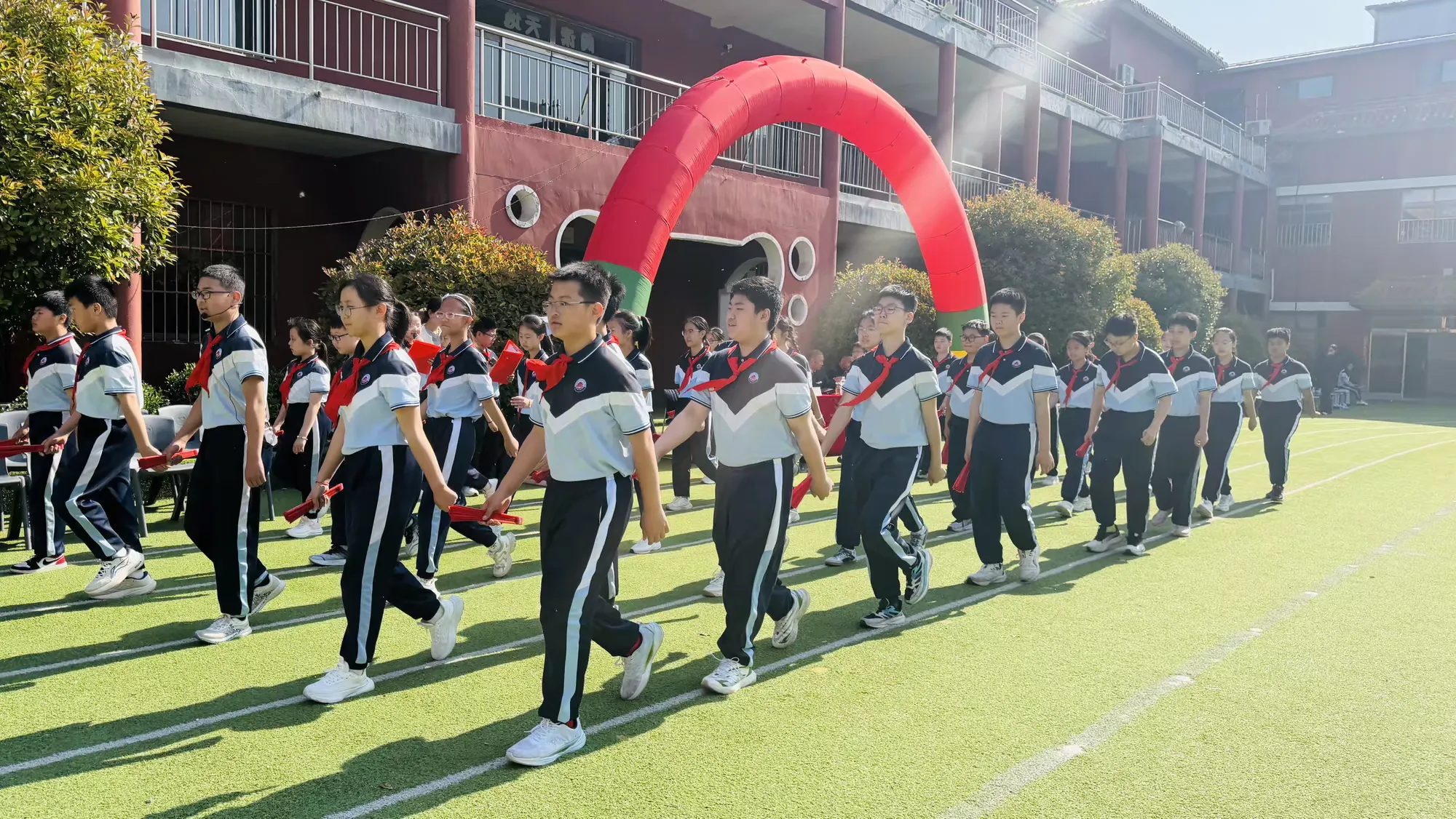 简篇-人人上场,班班出彩——七色光古赵书苑小学2026春季运动会 人人上场,班班出彩——七色光古赵书苑小学2026春季运动会