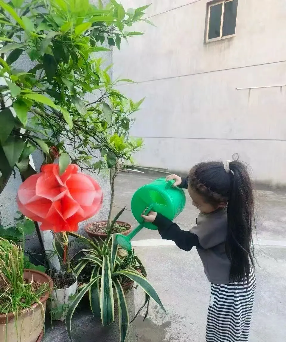 玉山县鸿园小学: 劳动育美德 实践伴成长