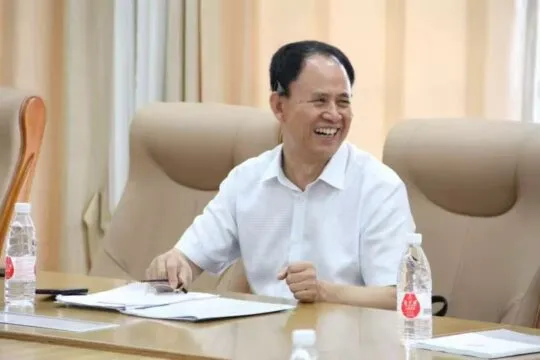 戎马铸忠魂 文心映山河——记李炳天将军