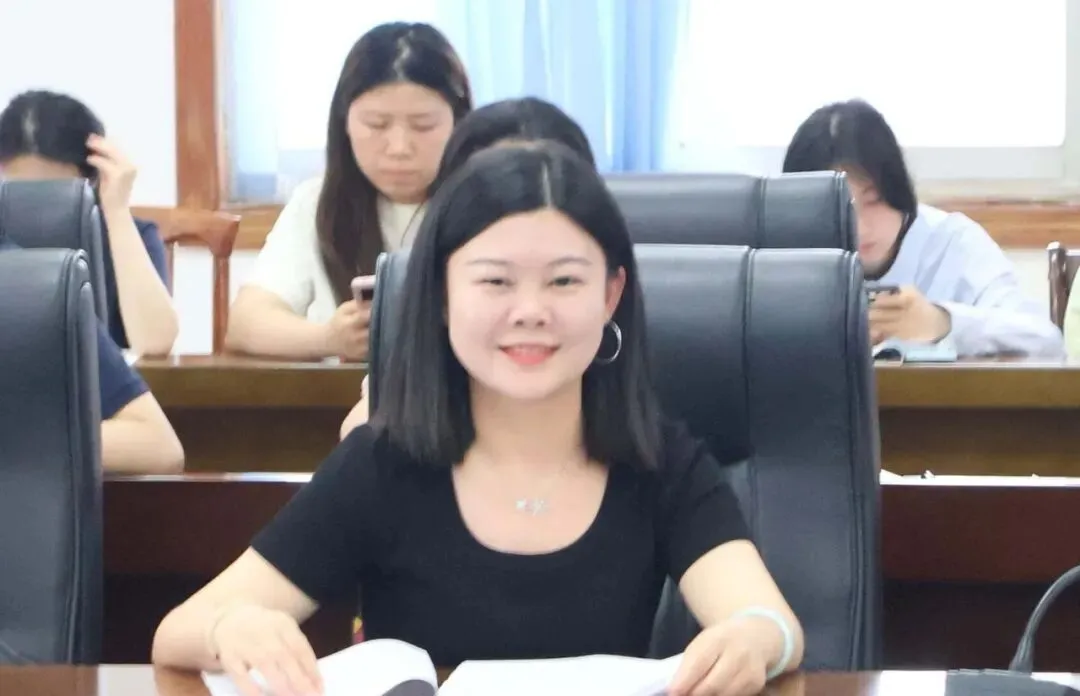 畅谈成长心声,赋能青年师者——湘潭市第一中学举行2026年青年教师座谈会