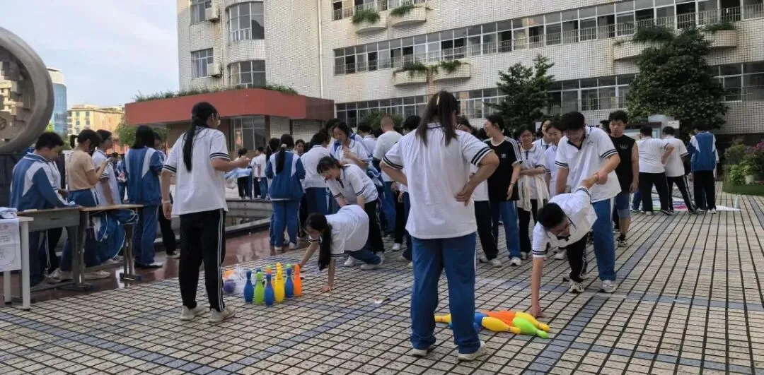 健康第一，心向未来——湘潭市第一中学成功举办2026年5·25心理游园会