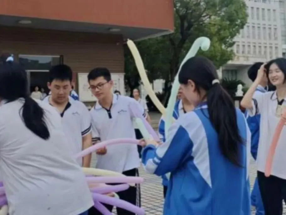 健康第一，心向未来——湘潭市第一中学成功举办2026年5·25心理游园会