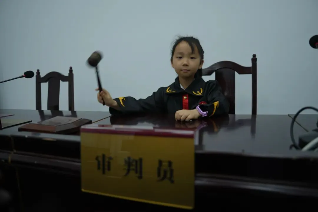 湘潭县人民法院工会开展"童心沐法光·平安筑梦想"儿童节主题活动