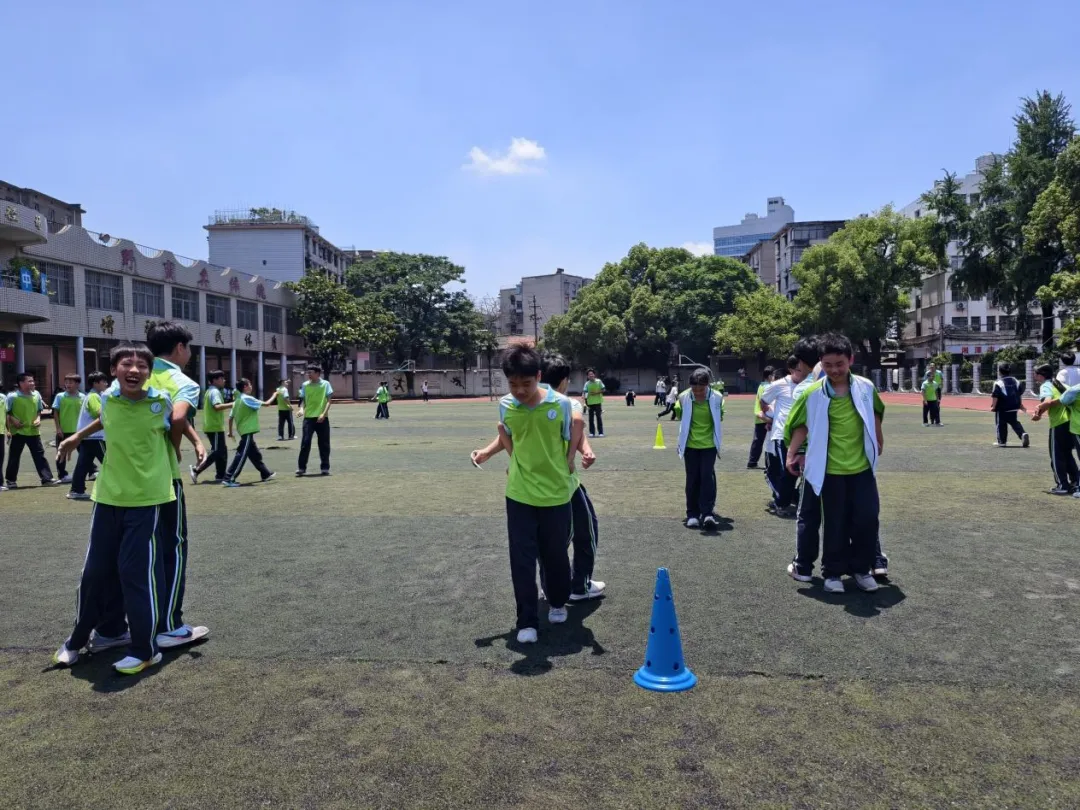快乐无界·青春向阳——湘潭市二中心理游园会圆满举行