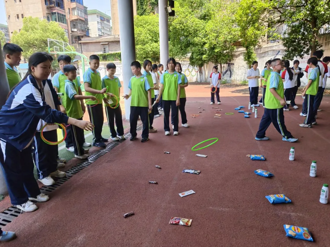 快乐无界·青春向阳——湘潭市二中心理游园会圆满举行
