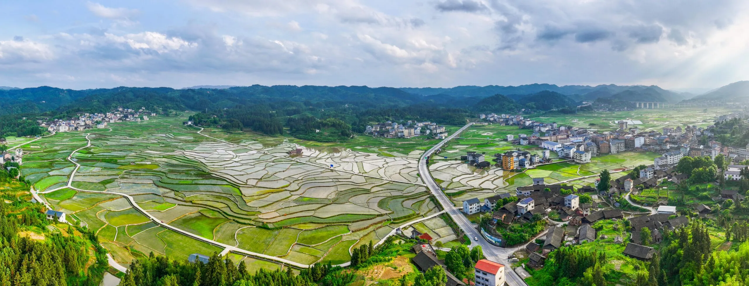 霞染高酿 侗乡田园入画来【组图】