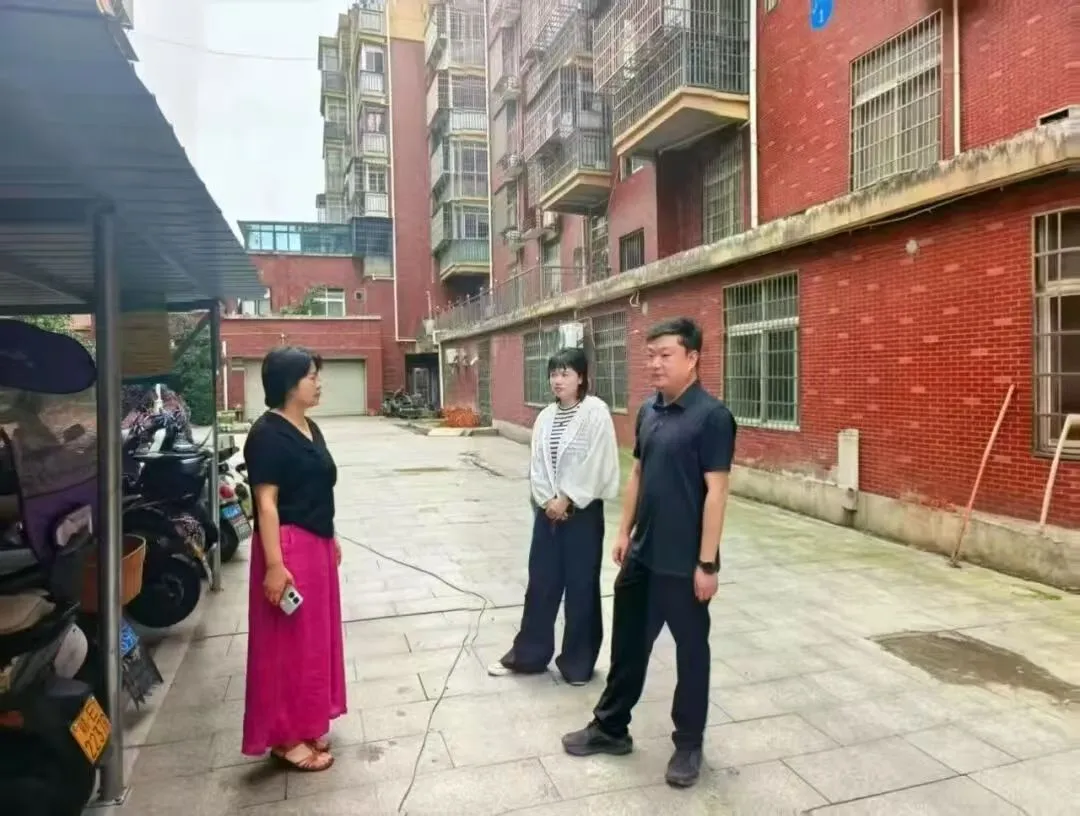 江西玉山县冰溪街道开展六月份“安全防范警示日”活动