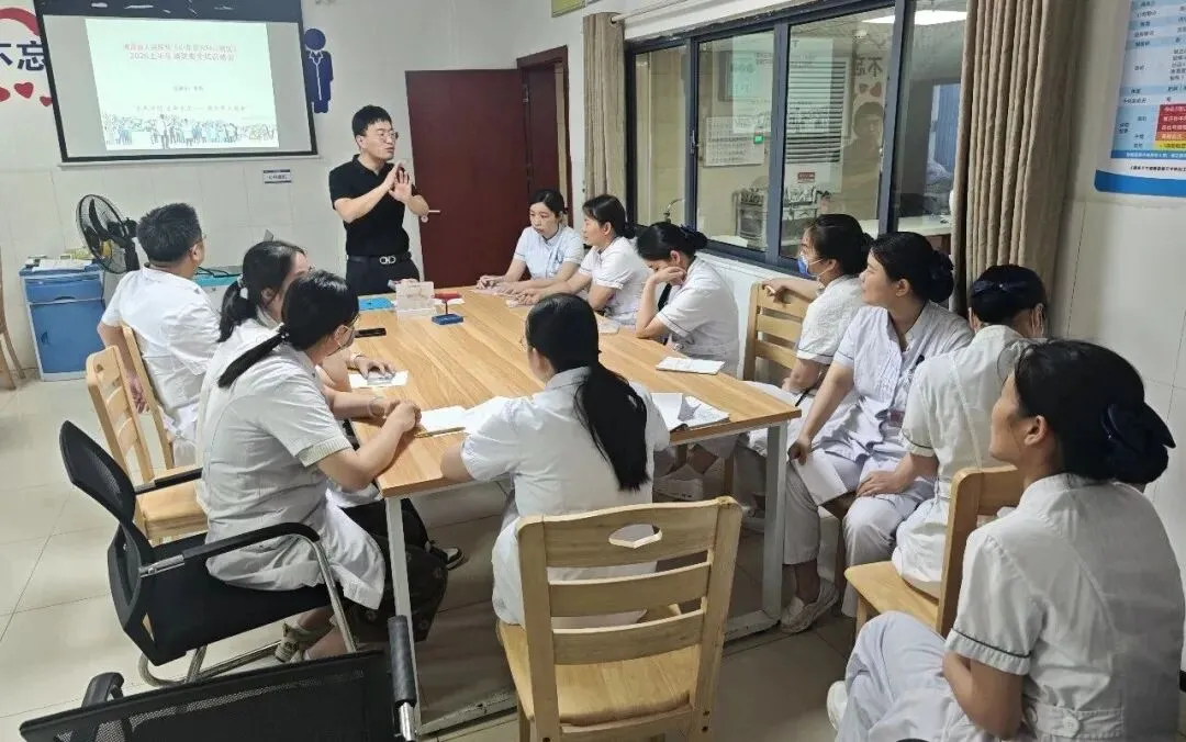 【抓实安全生产月 筑牢就医安全防线】医院开展全员消防安全专项培训暨全院安全大排查